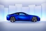 Lexus LC500h 2017 года (WW)